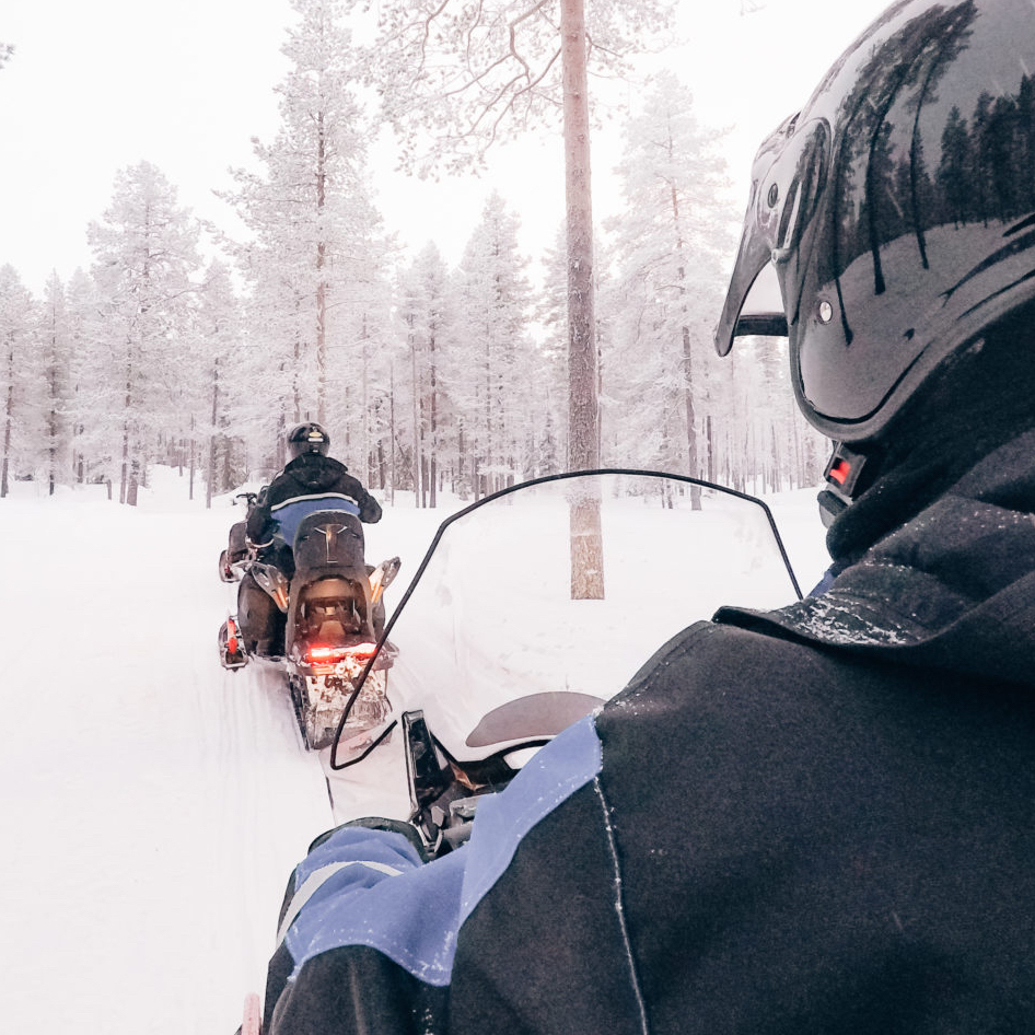 Sneeuwscooter rijden